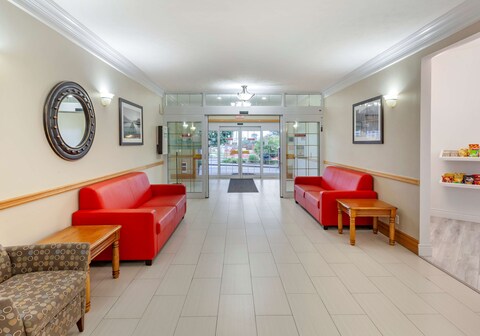 SureStay Plus Hotel by Best Western Kincardine