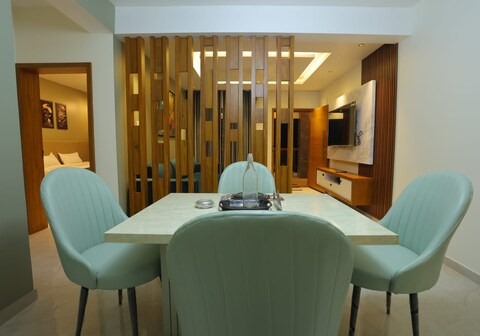 Vrindavan Lofty Stay Rooms In a Villa