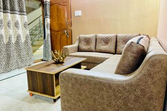 Prince Castle 2BHk Luxurious Apartment Guesthouse, Hyderabad Prince Castle 2BHk Luxurious Apartment Guesthouse, Hyderabad