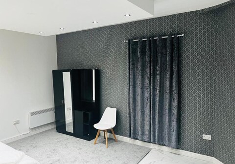 OYO The Pleasant House