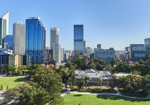 DoubleTree by Hilton Perth Waterfront