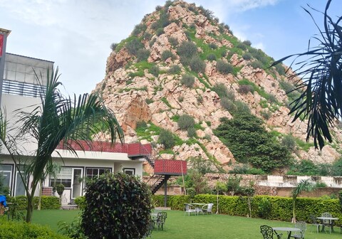 The Golden Valley Hotel and Resorts