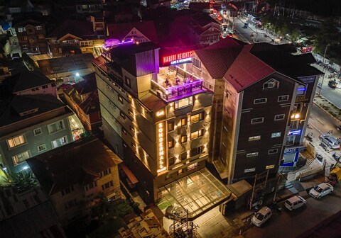 Sonder Mall