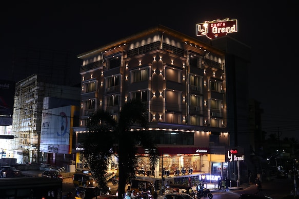 LJ Grand