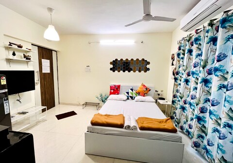 LA CASA DESIGNER STUDIO SERVICED  APARTMENT by Arch Hospitality Services