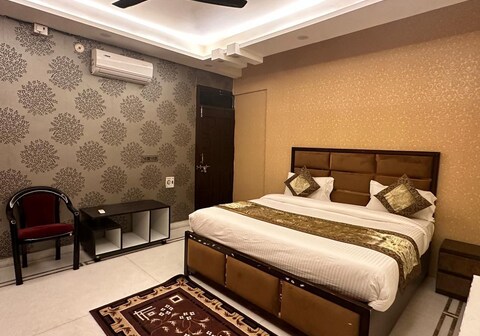 Hotel Abhivadya Gange