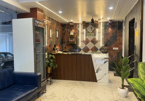 FALLS STREET by DC HILLS