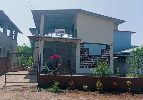 Ajol Homestay, Dapoli
