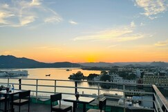 Maa Ji House on Lake Pichola, Udaipur Maa Ji House on Lake Pichola, Udaipur