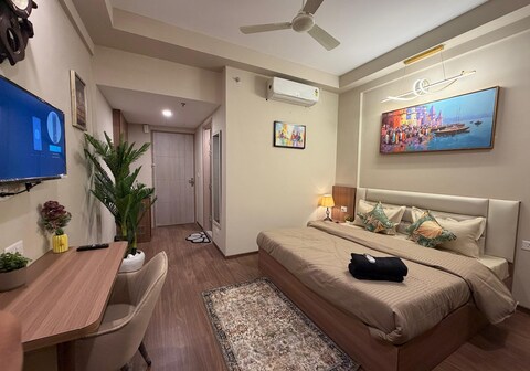 Sunshine Spot by Aashray Homestays