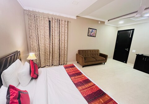 Abode Residency @ Safdarjung Enclave New Delhi