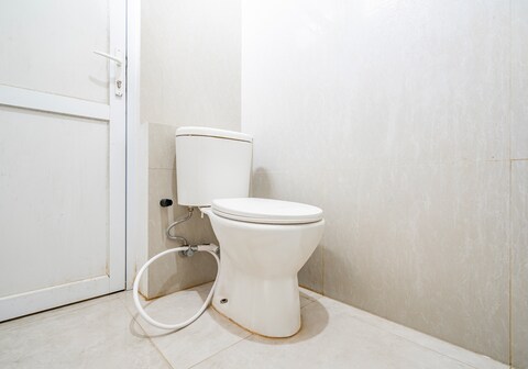 OYO 94103 Sands Residence Ii