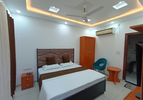 Seraj Heights