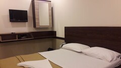 Hotel Shree Shlok Residency, Mumbai Hotel Shree Shlok Residency, Mumbai