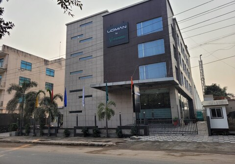 Udman Hotel, Chhattarpur
