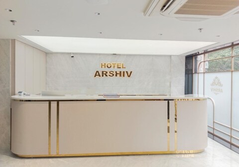 Hotel Arshiv