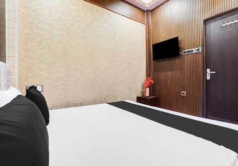 Hotel O Om Nilay Paying Guest House