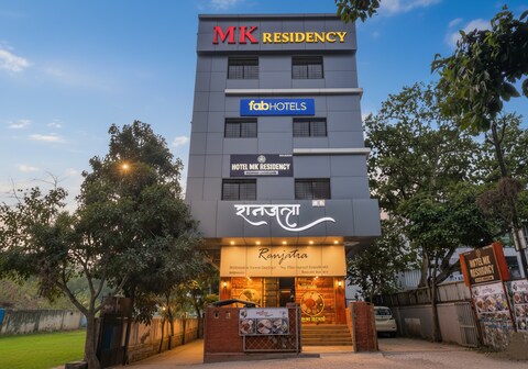 FabHotel RVC Grand Central - Nr. Phoenix Mall