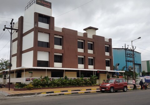Hotel Sai Sharda (6 Kms Away from Chakan Chowk)