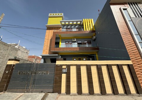 Ayodhya Nilayam Premium Stay