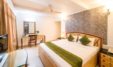 Treebo Paradise, Ahmedabad Treebo Paradise, Ahmedabad
