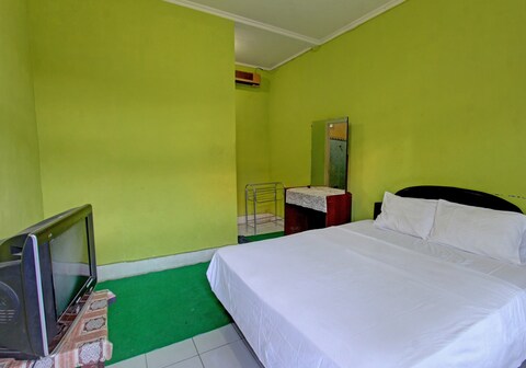 Hotel O Dienda Hayu Near Alun Alun Tastura