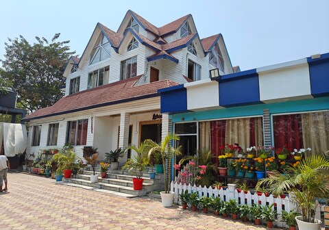 Prashaanti Tourist lodge and Restaurant