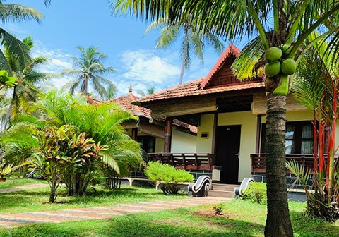 Maadathil Cottages