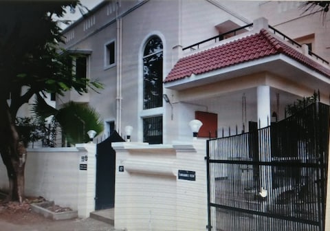 Emmanuel View- Home with heart