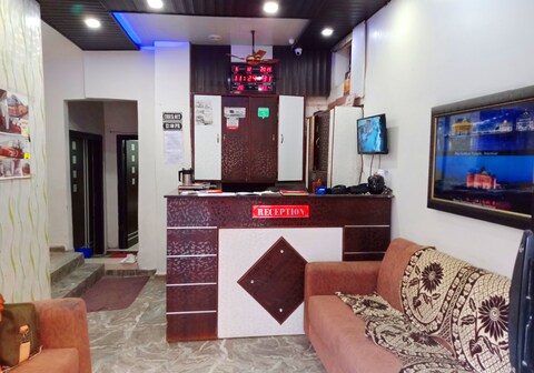 Hotel Puri Grand Amritsar
