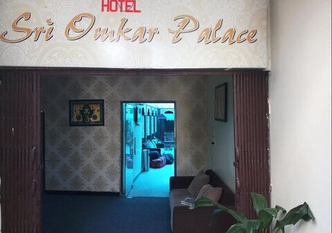 Dwivedi Hotels (Sri Omkar Palace)