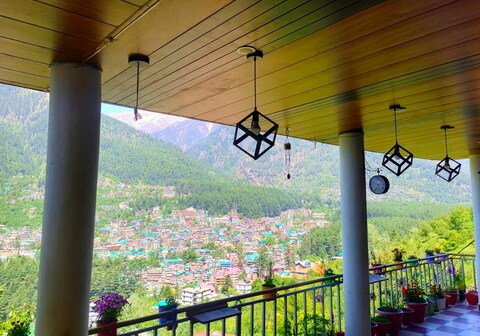 Leela's Home stay Manali