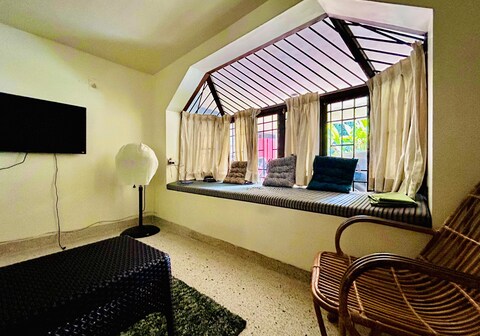 Mango Tree 3BHK Villa by Halcyon Traveltech