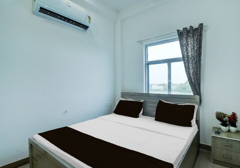 Hotel O Sawariya Palace & Cafe