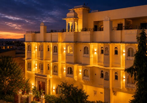 Vasant Vilas | Swiming Pool Boutique Hotel | 5 min drive from Udaipur Bus Stand