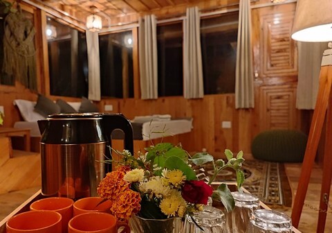 The Tree Top Treehouse Banjar