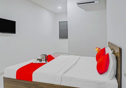 Hotel O Weekend Rooms