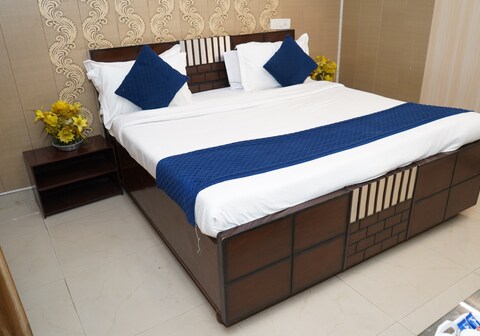 Hotel The Bliss Near Housing Board Chowk Chandigarh