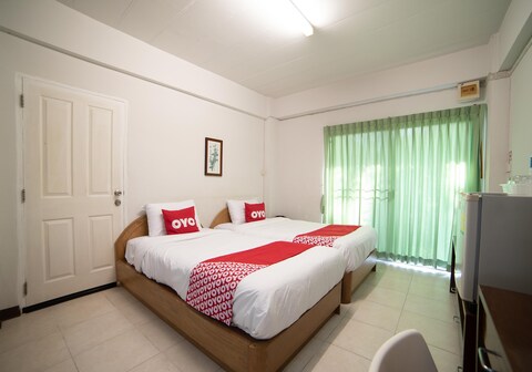 OYO 424 The Room Resort Apartment