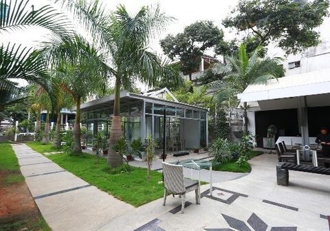 HighGates Hotel