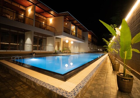 THE CORAL BENTLEY HOTELS