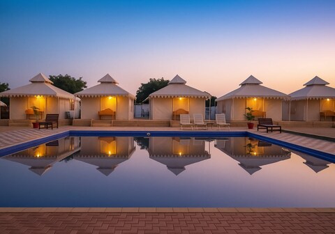 Sunrise Desert Resort with Swimming Pool