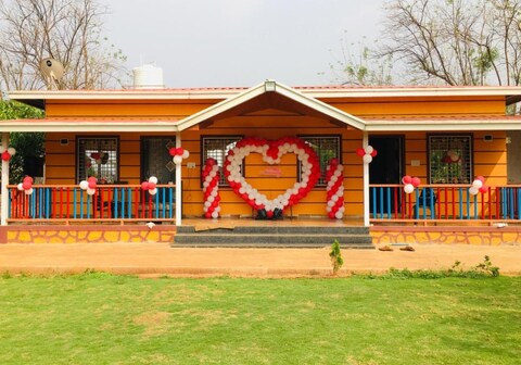 Saajan Holidays and Resort Karjat