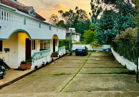 Avothar Stays | Arynass House
