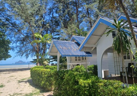 PAN Beach Resort Krabi