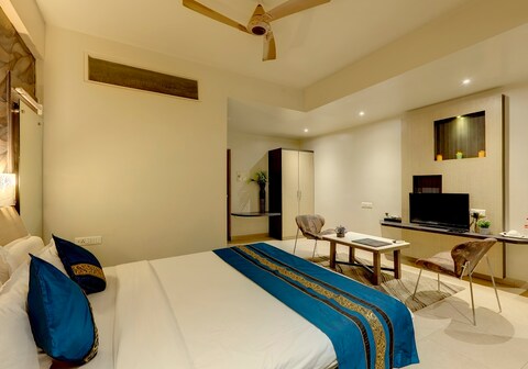 Hotel Orient Crown