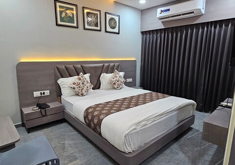 Hotel R Town