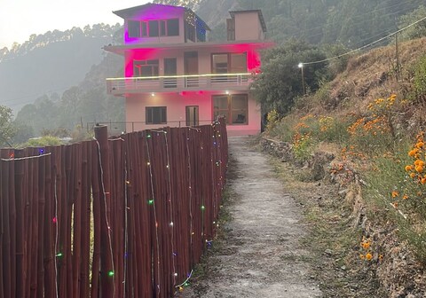 Pine Nest Lodging and Camping