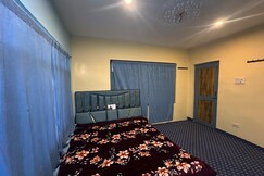 Al Nassr night stays, Srinagar Al Nassr night stays, Srinagar