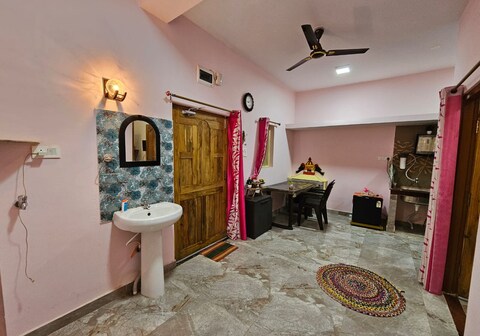 Babita Residency Guest House